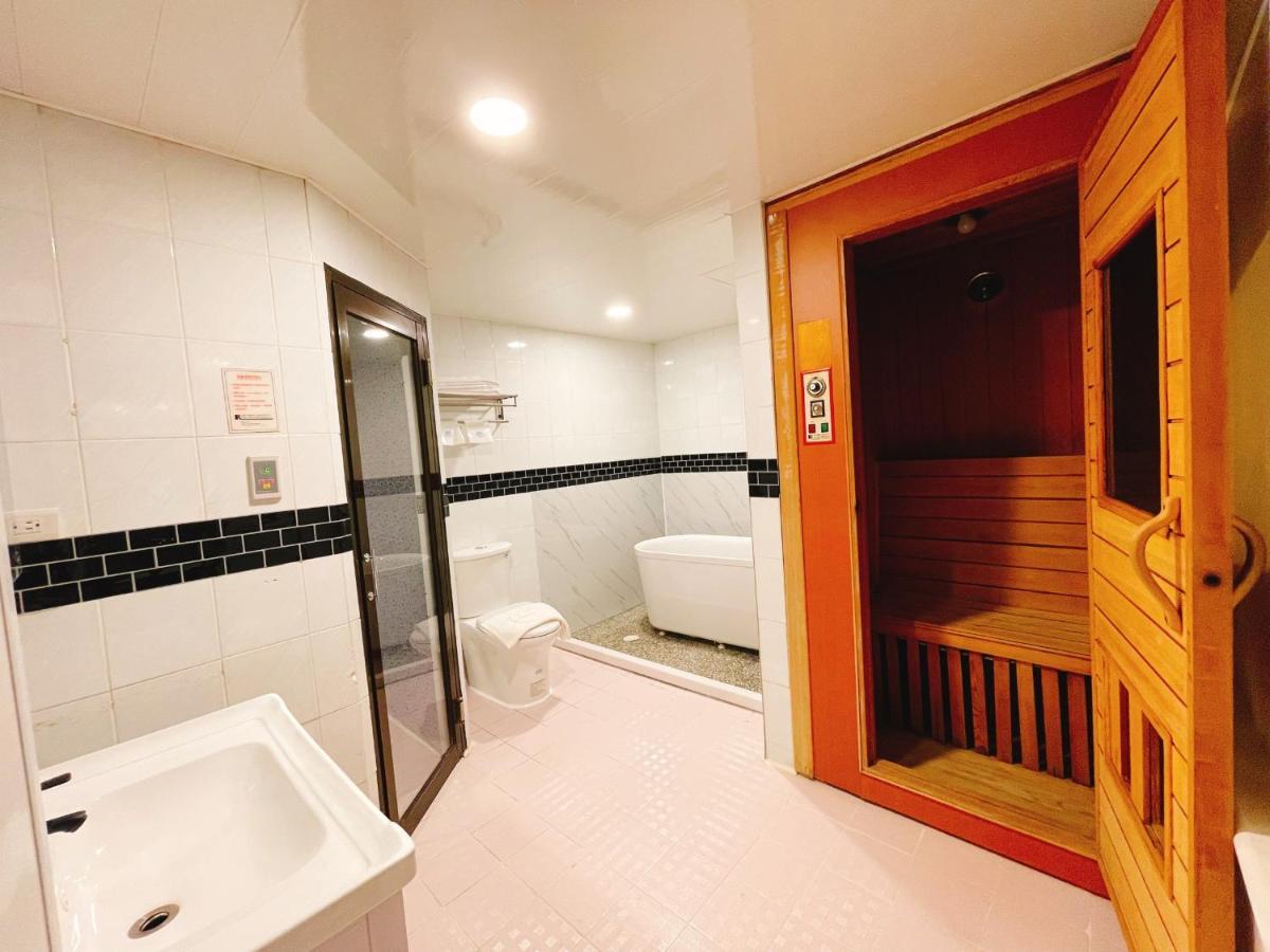 Joy Garden Hotel Гаосюн Экстерьер фото