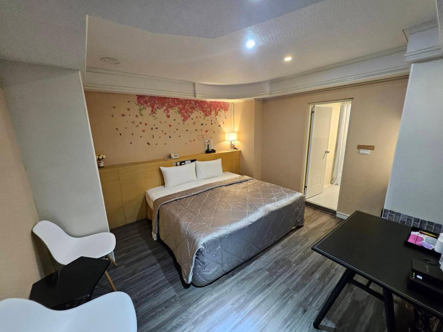 Joy Garden Hotel Гаосюн Экстерьер фото